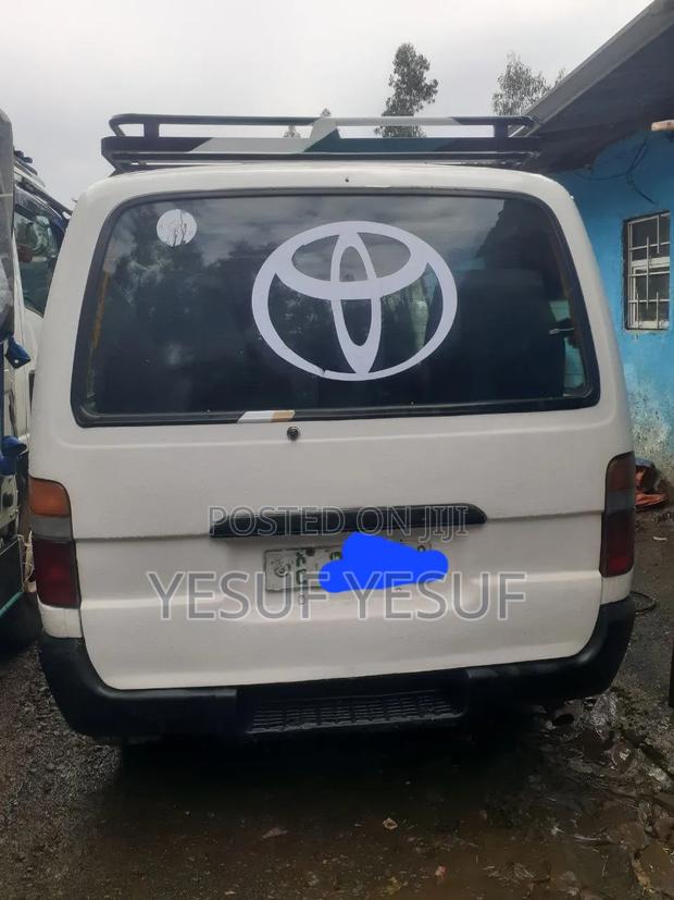 Toyota Hilux 2004 Silver