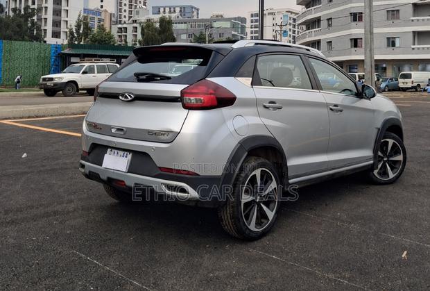 Chery Tiggo 2 2022 Silver