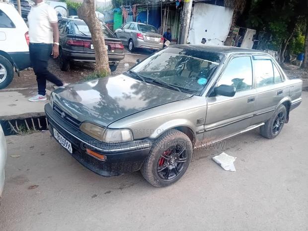 Toyota Corolla Sedan 1990 Gray