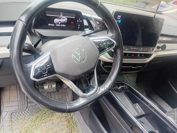Volkswagen ID.6 2022