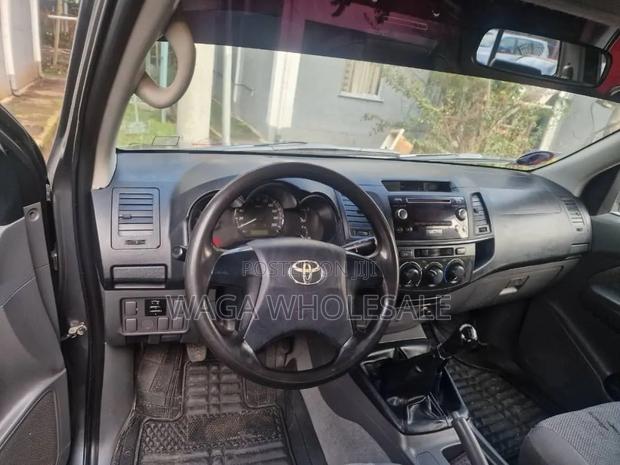 Toyota Hilux 2014