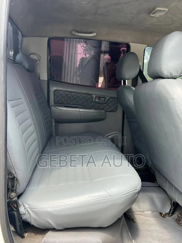 Toyota Hilux 2006