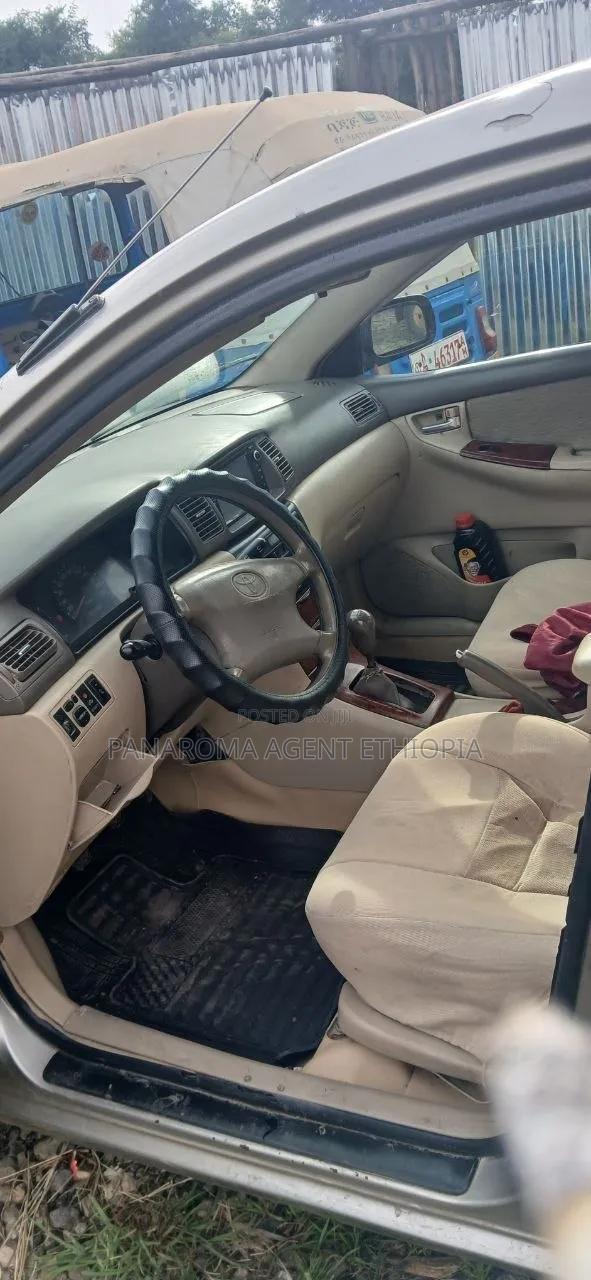 Toyota Corolla 2027 Silver