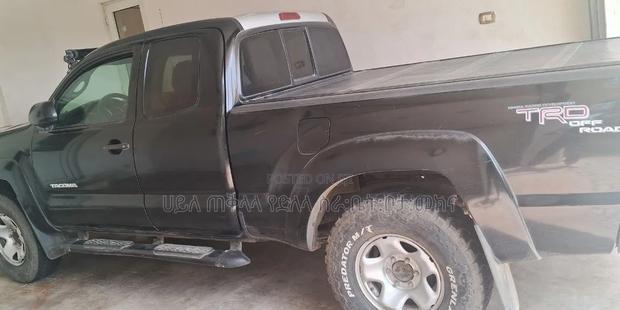 Toyota Tacoma 2012 Matt Black