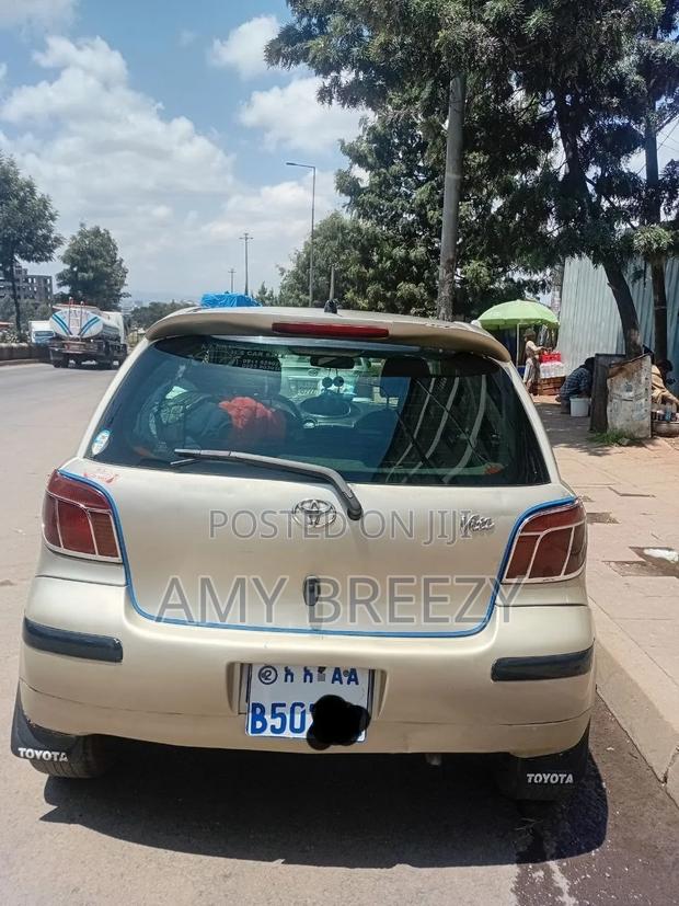 Toyota Vitz 2004