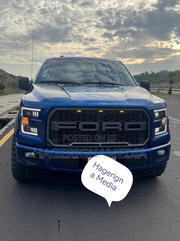 Ford F-150 2018 Blue