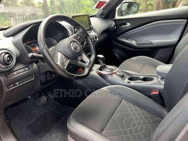 Nissan Juke 2021 Red
