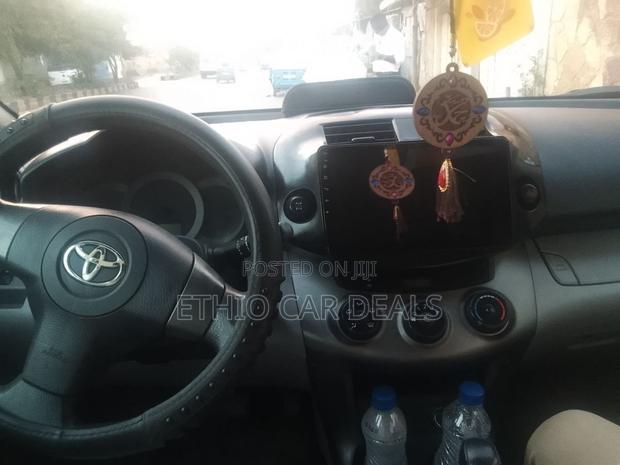 Toyota RAV4 2010 Black