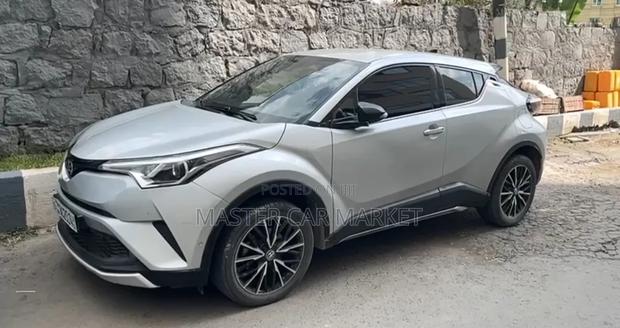 Toyota C-HR 2020 Silver