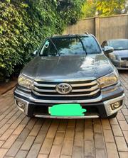 Toyota Hilux 2017 Gray for sale