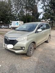 Toyota Avanza 2016 Gold for sale