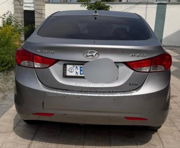 Hyundai Avante 2013 Gray