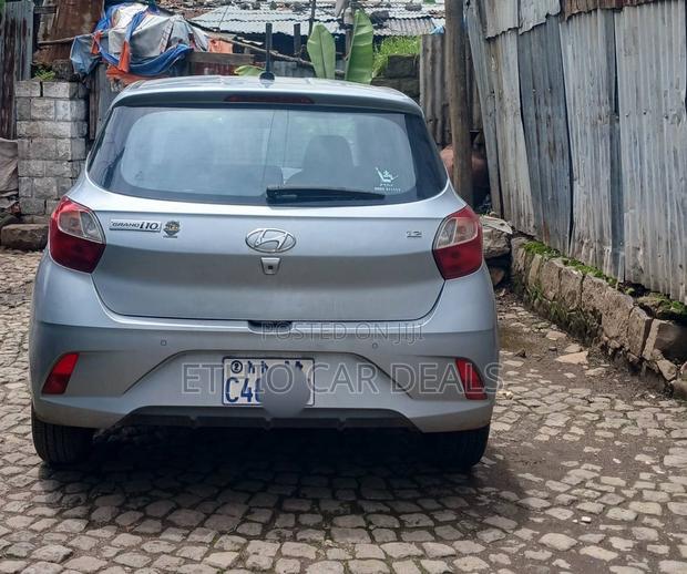 Hyundai I10 2022 Silver