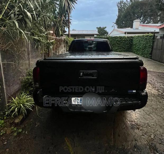 Toyota Tacoma 2017