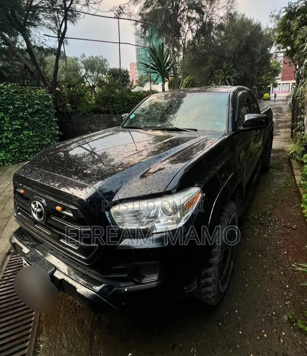 Toyota Tacoma 2017