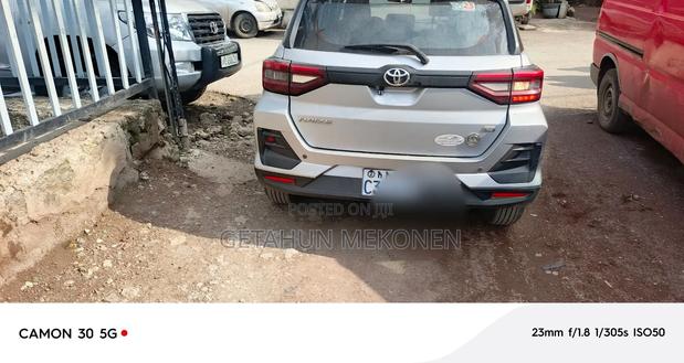 Toyota Raize 2023 Silver