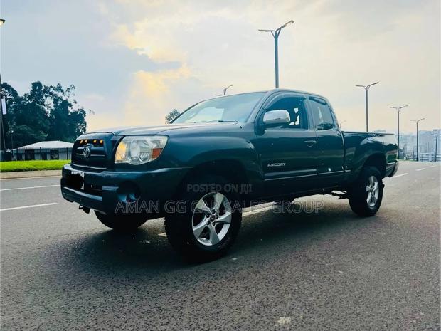 Toyota Tacoma 2008 Black