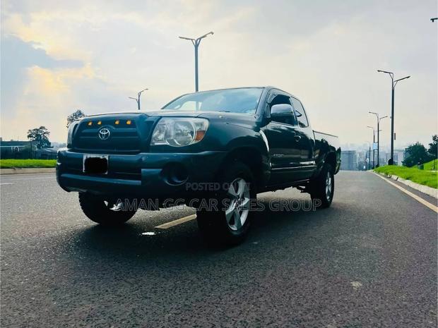 Toyota Tacoma 2008 Black