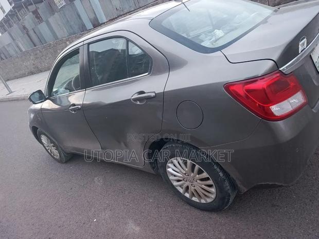 Suzuki Dzire 2022 Gray