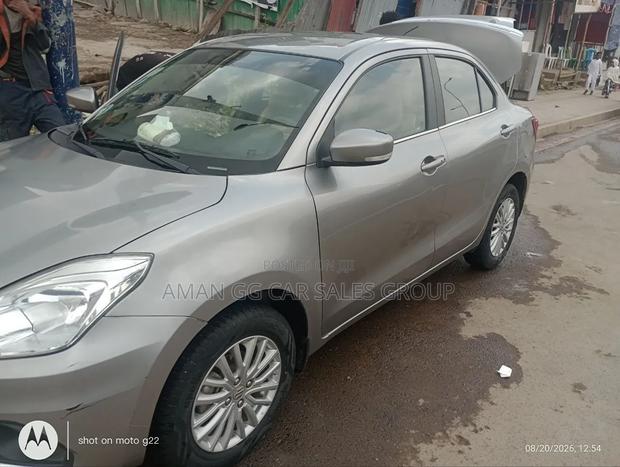 Suzuki Dzire 2023 Gray