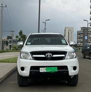 Toyota Hilux 2006 White for sale