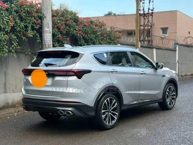 Jetour X70 Plus 2023 Silver