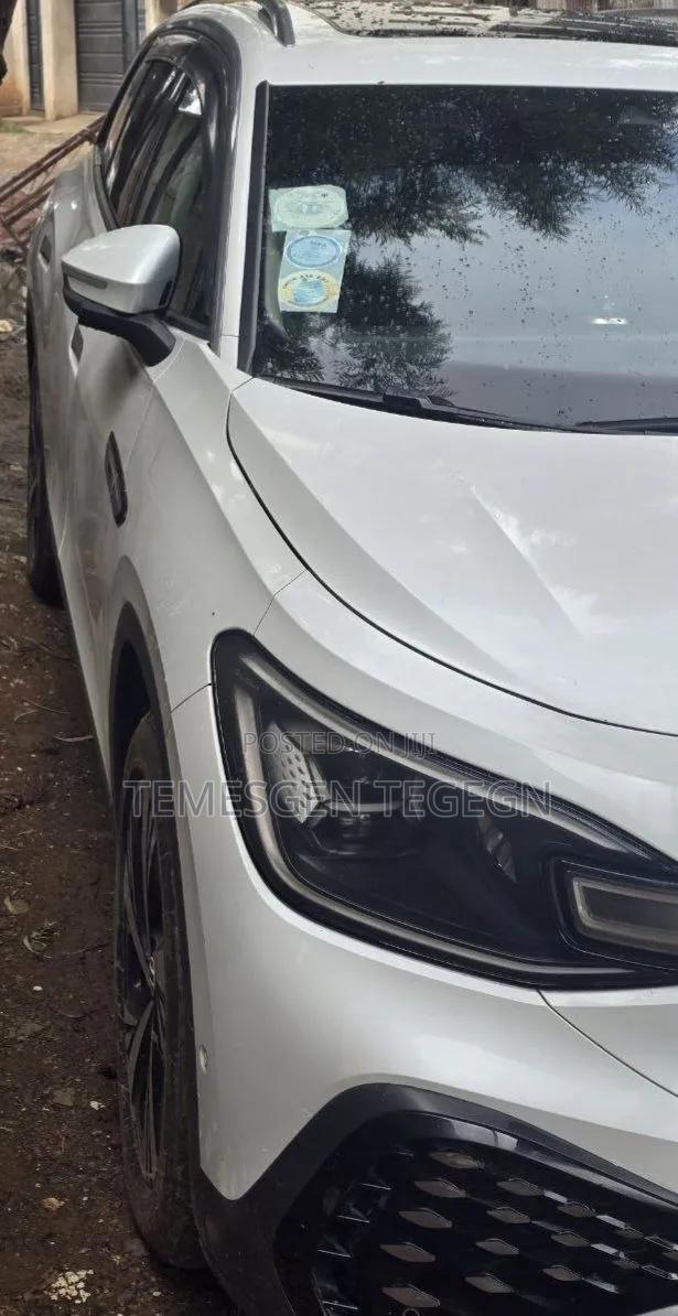 Volkswagen ID.6 2022 White