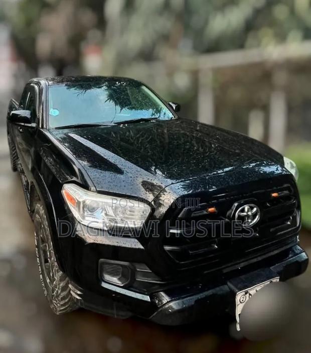 Toyota Tacoma 2017 Black