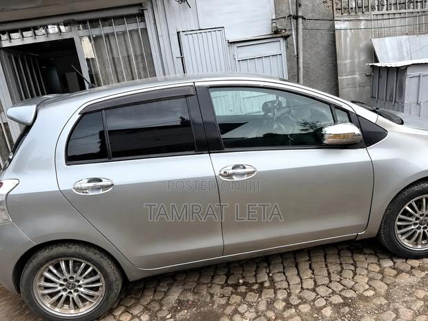 Toyota Yaris 2007 Silver