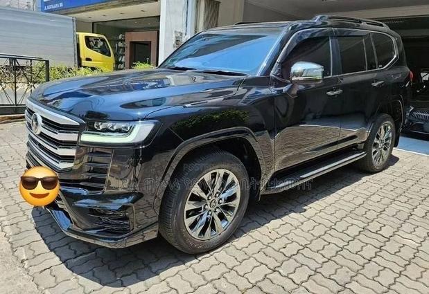 Toyota Land Cruiser 2023 Beige