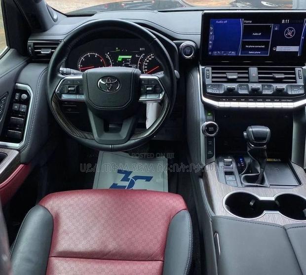 Toyota Land Cruiser 2023 Beige