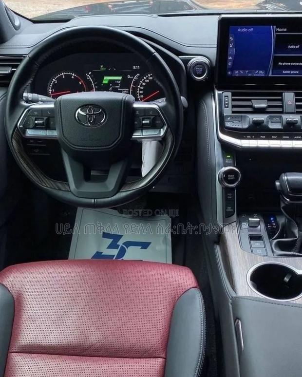 Toyota Land Cruiser 2023 Beige