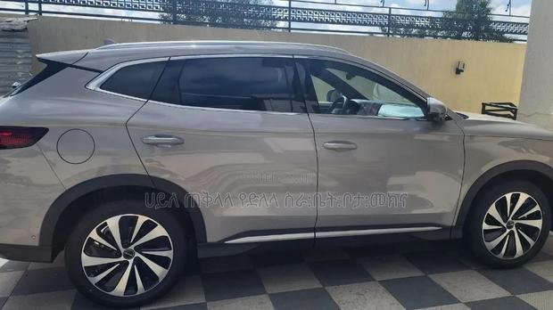 BYD Song Plus DM-i 2024 Purple