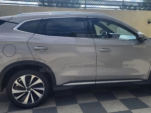 BYD Song Plus DM-i 2024 Purple