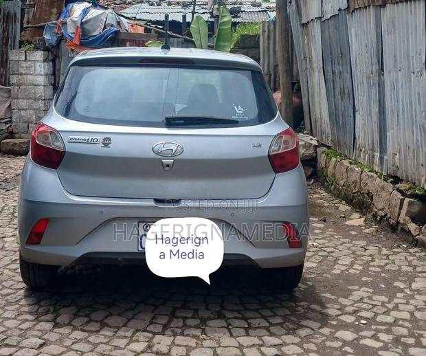 Hyundai I10 2022 Silver