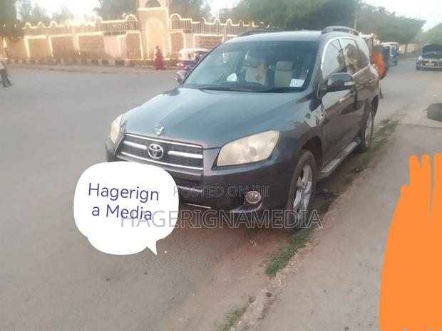 Toyota RAV4 2010 Black