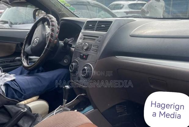 Toyota Avanza 2016 Gold
