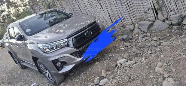Toyota Hilux 2020 Beige