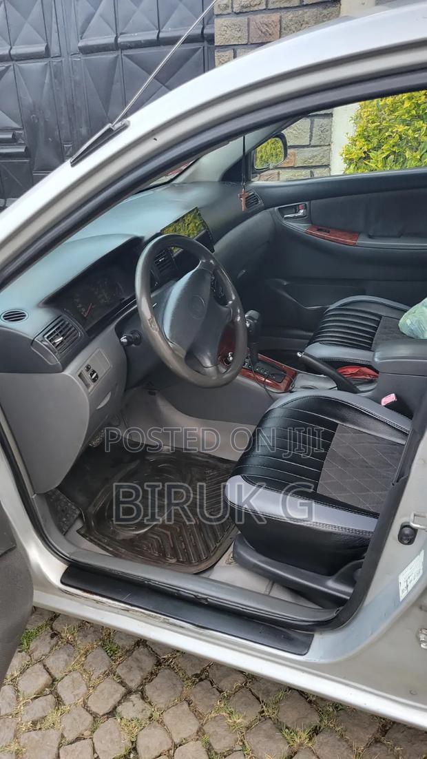 Toyota Corolla 2005 Silver