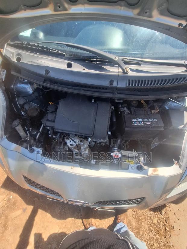 Toyota Yaris 2007 Gray