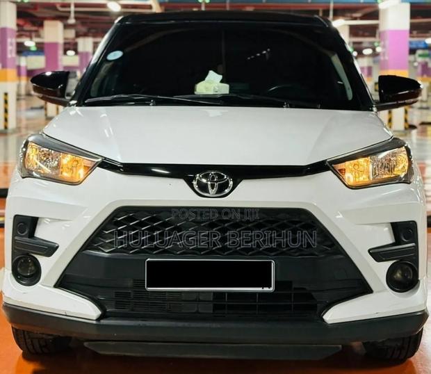 New Toyota Raize 2022 White