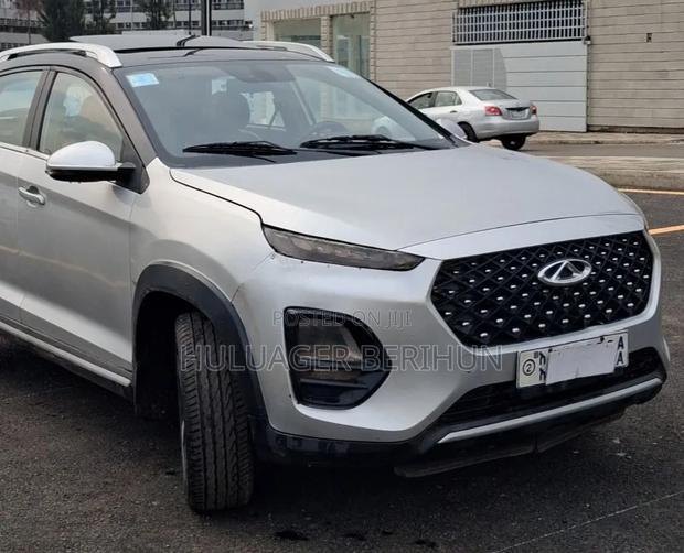 Chery Tiggo 2 2022 Silver