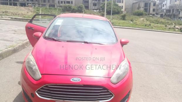 Ford Fiesta 2014 Red