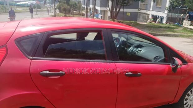 Ford Fiesta 2014 Red