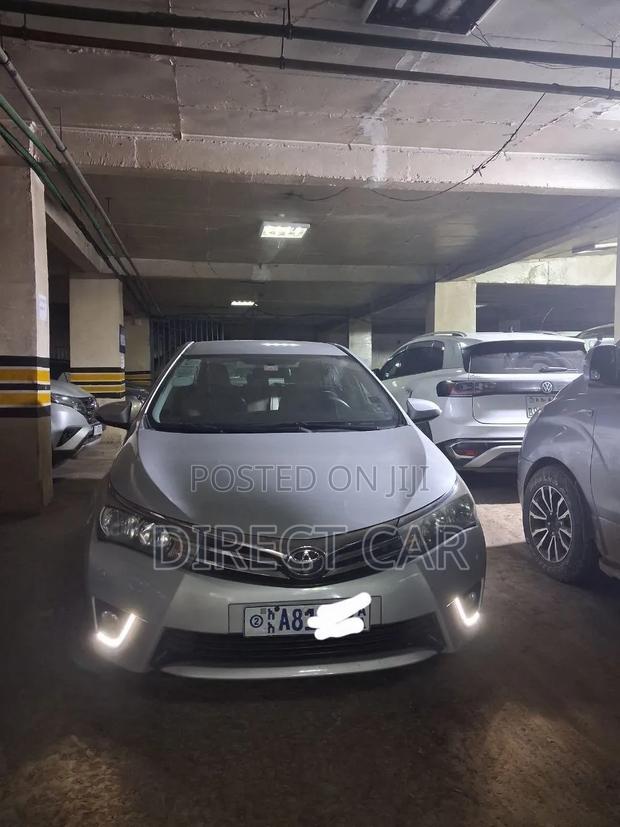 Toyota Corolla 2016 Silver