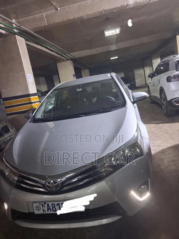 Toyota Corolla 2016 Silver