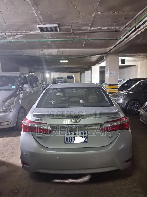 Toyota Corolla 2016 Silver