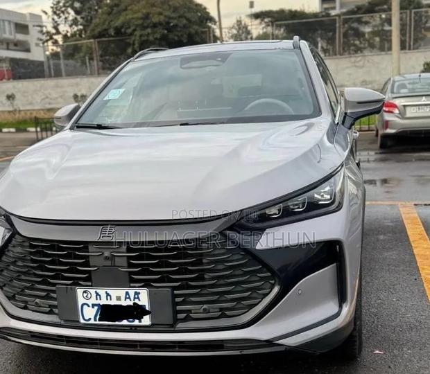 New BYD Tang DM-i 2025 Beige