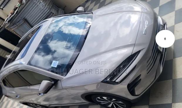 New BYD Song Plus 2024 Silver