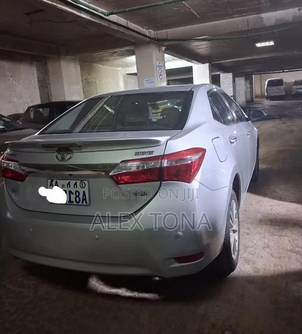 Toyota Corolla 2016 Silver
